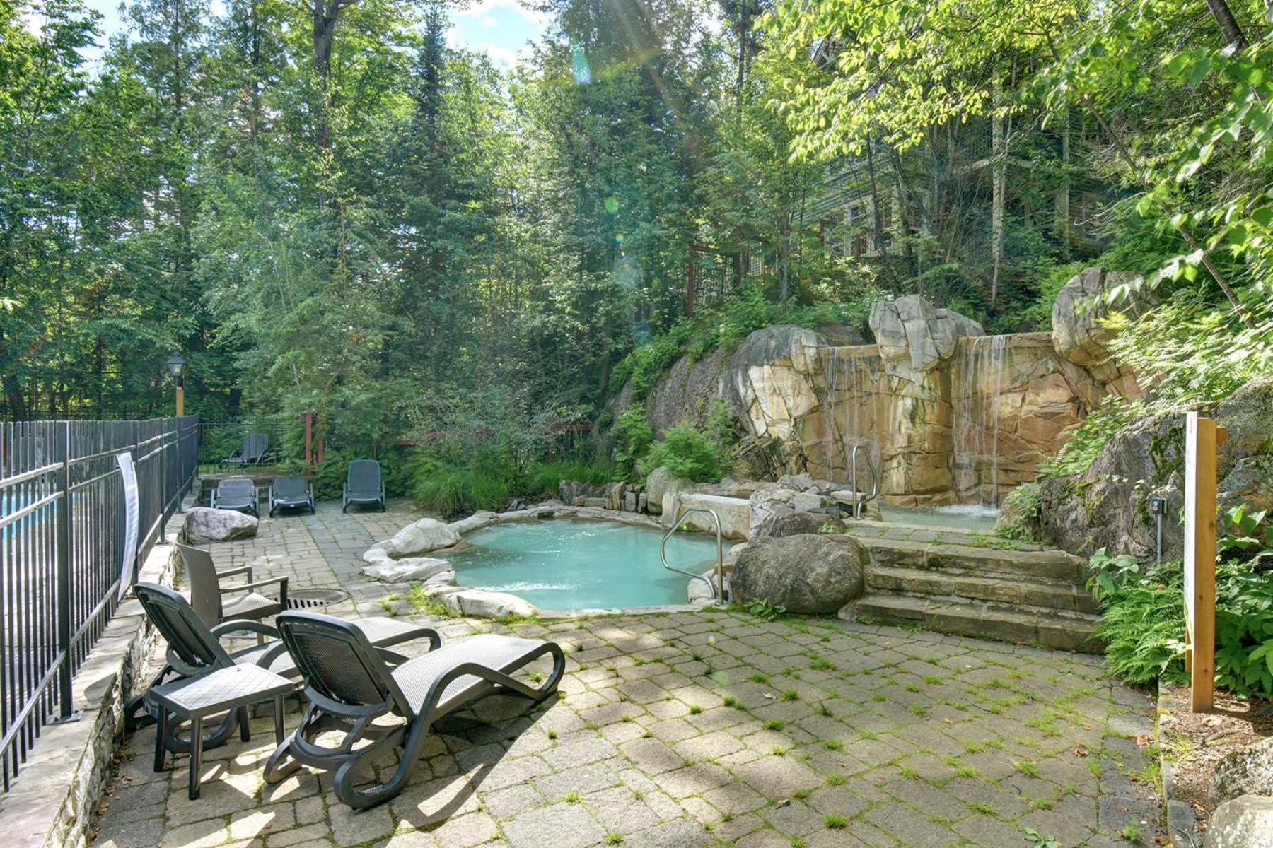 Tremblant Prestige - Les Eaux 207-2 Appartement Mont-Tremblant Buitenkant foto